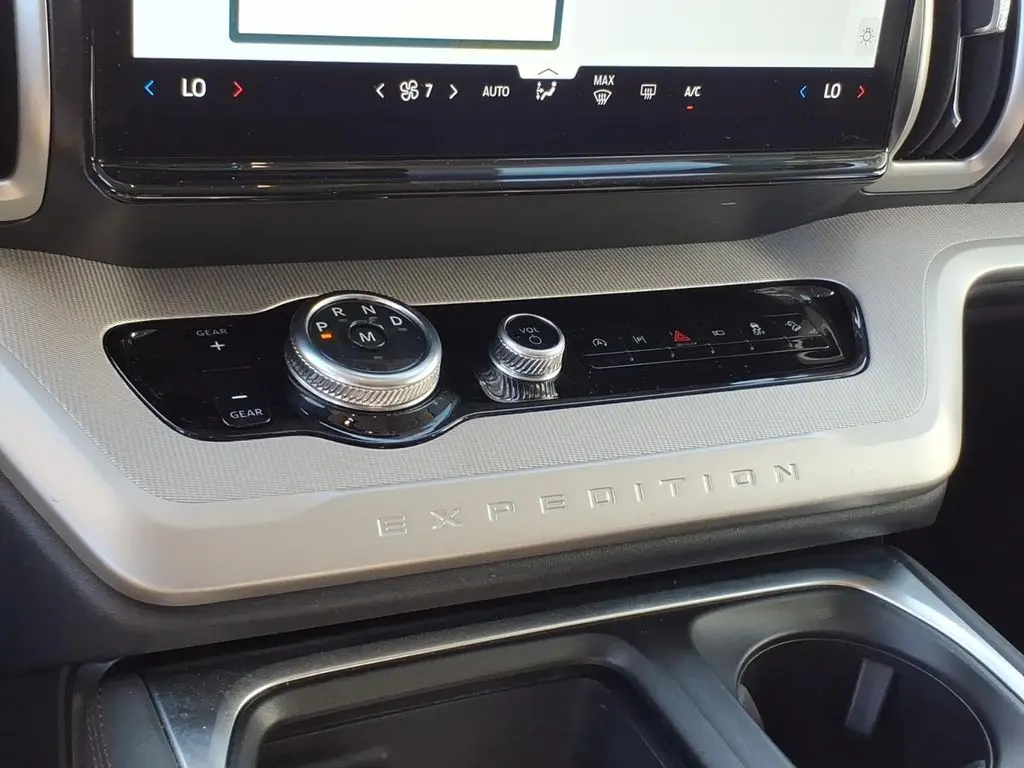 2025 Ford Expedition - $53,395