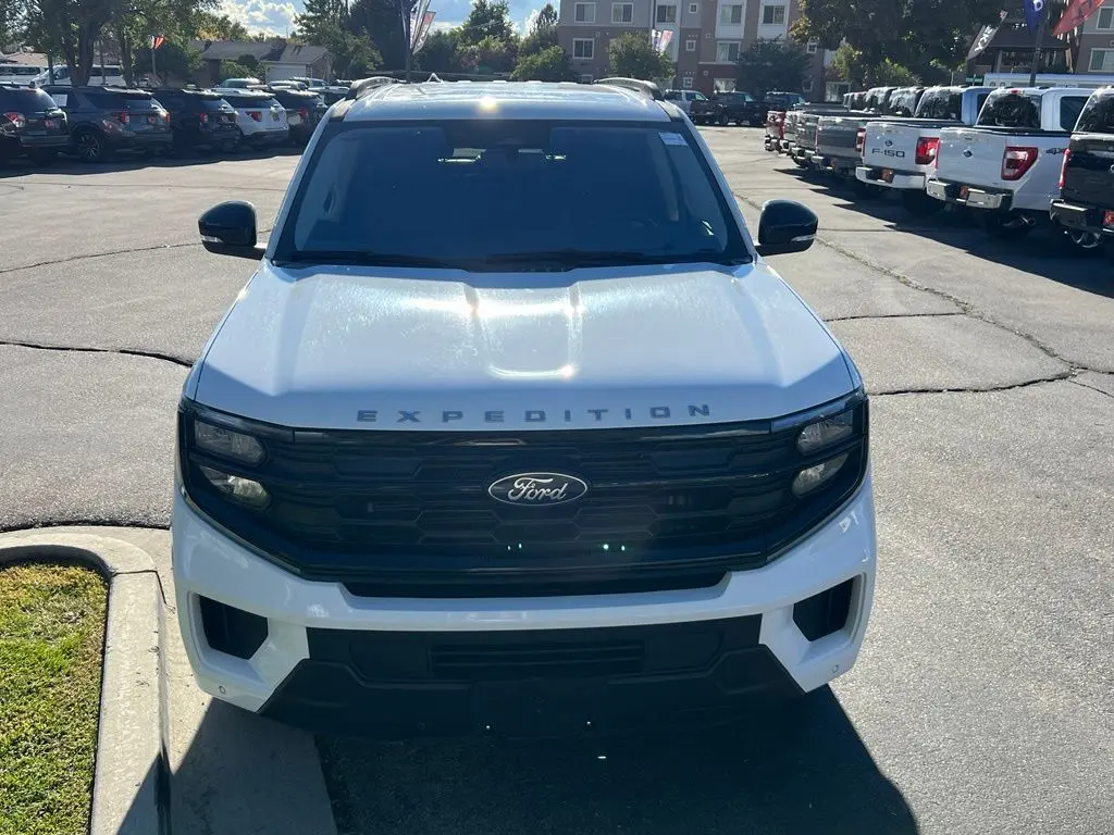 2025 Ford Expedition - $53,998