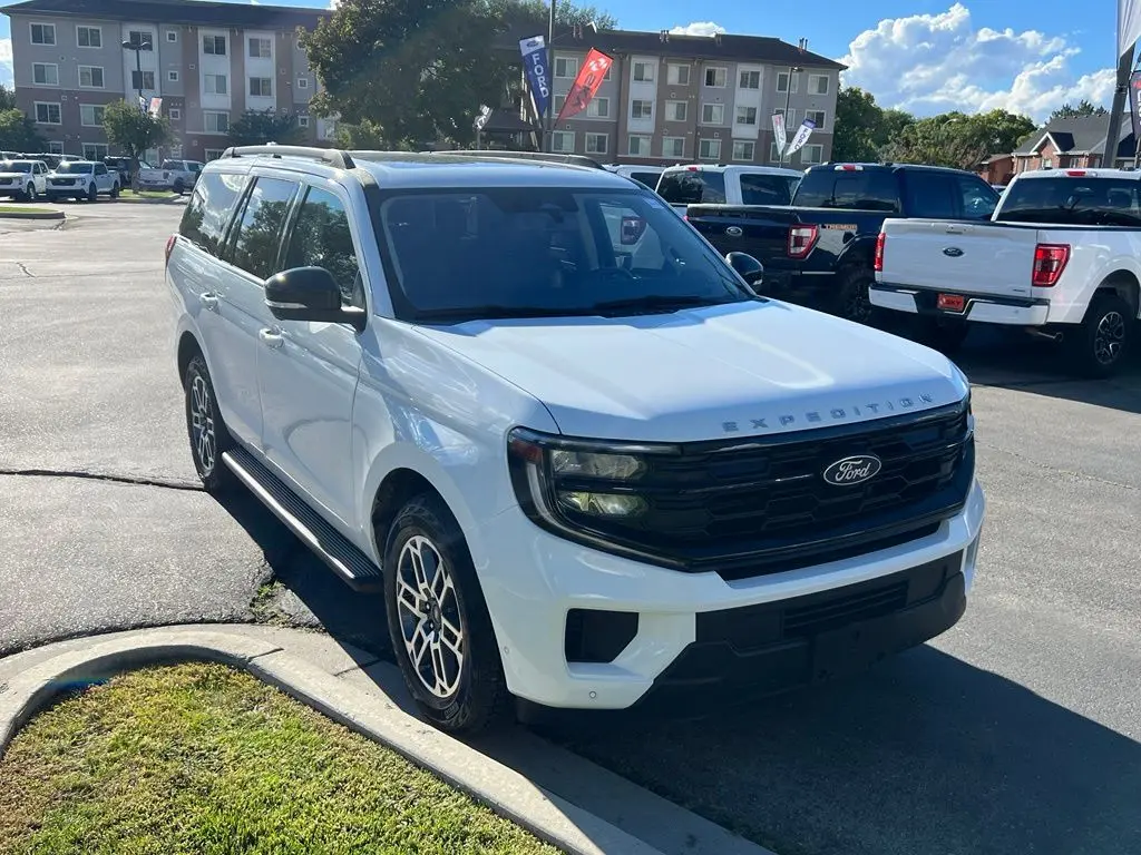 2025 Ford Expedition - $53,998