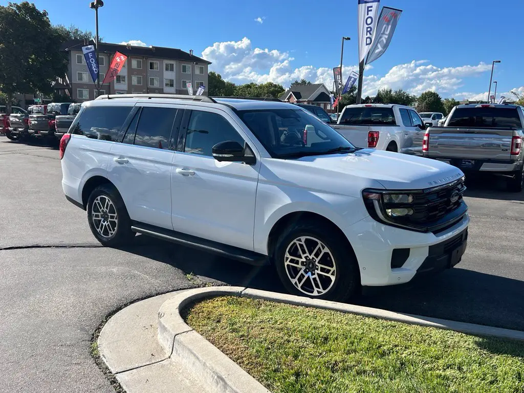 2025 Ford Expedition - $53,998