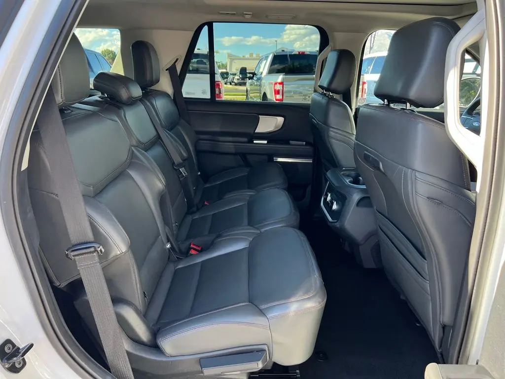2025 Ford Expedition - $53,998