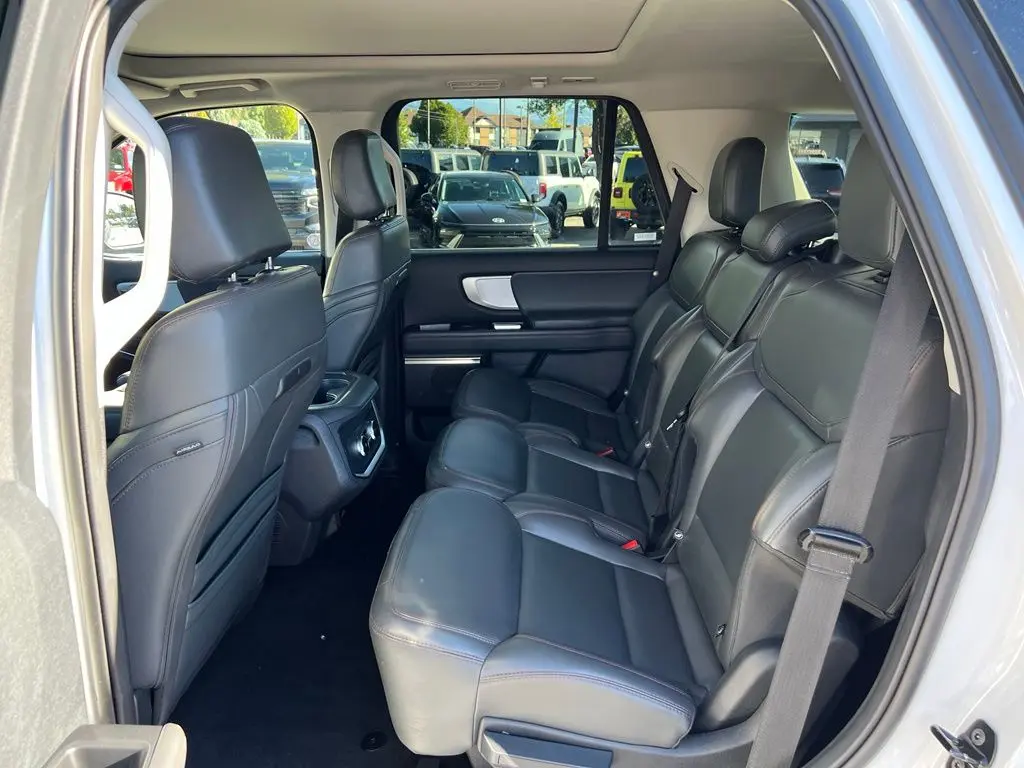 2025 Ford Expedition - $53,998