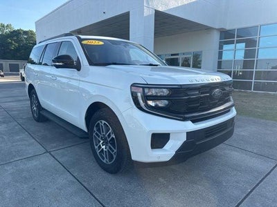 2025 Ford Expedition 4X4 Active 4DR SUV