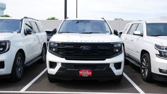 2025 Ford Expedition Active