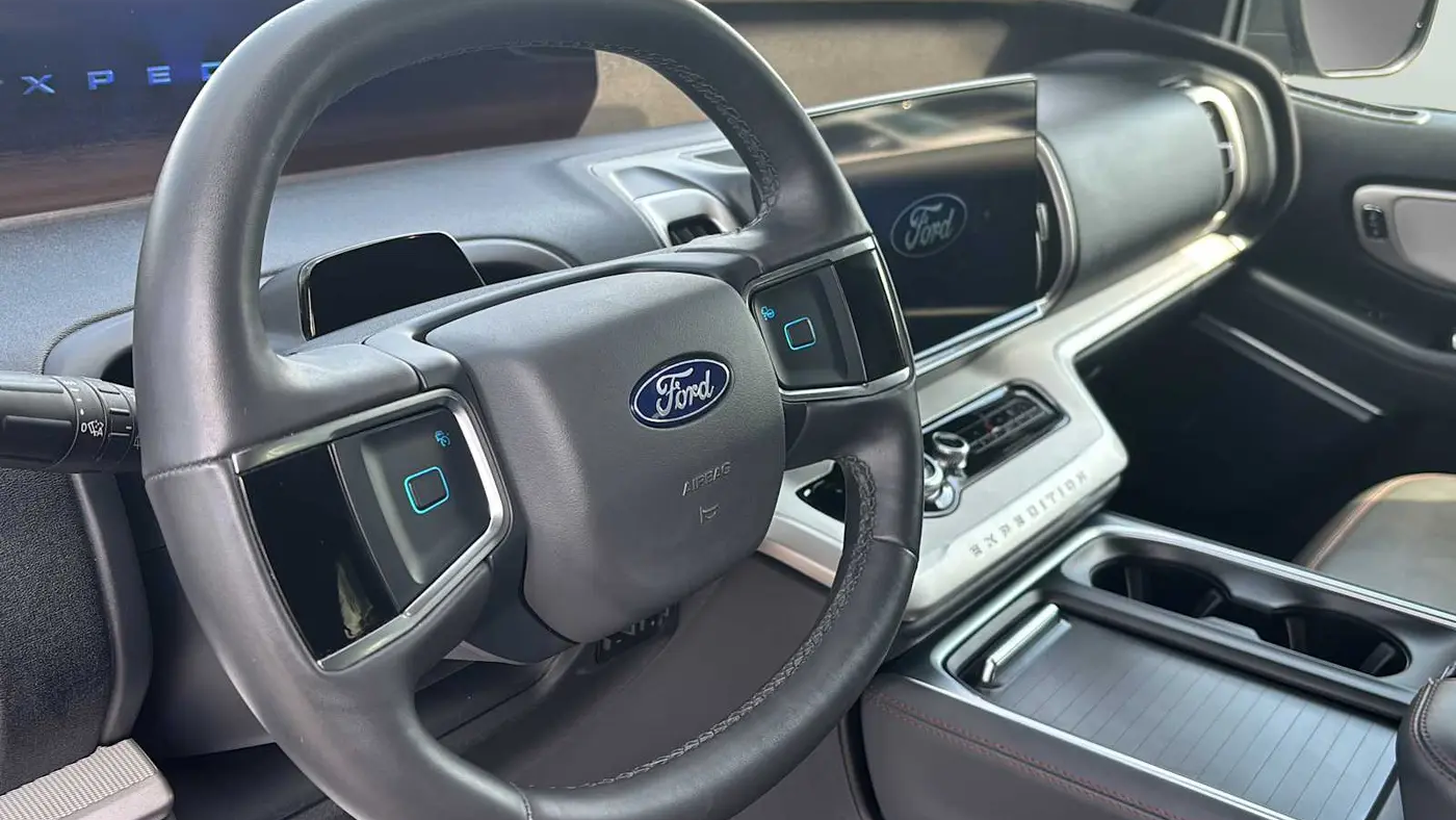 2025 Ford Expedition Active