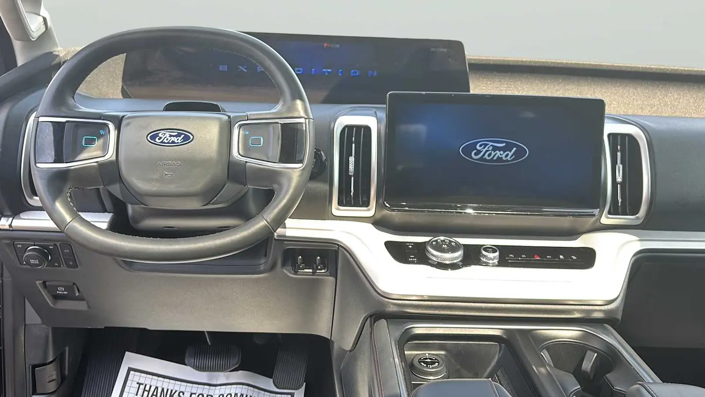 2025 Ford Expedition Active
