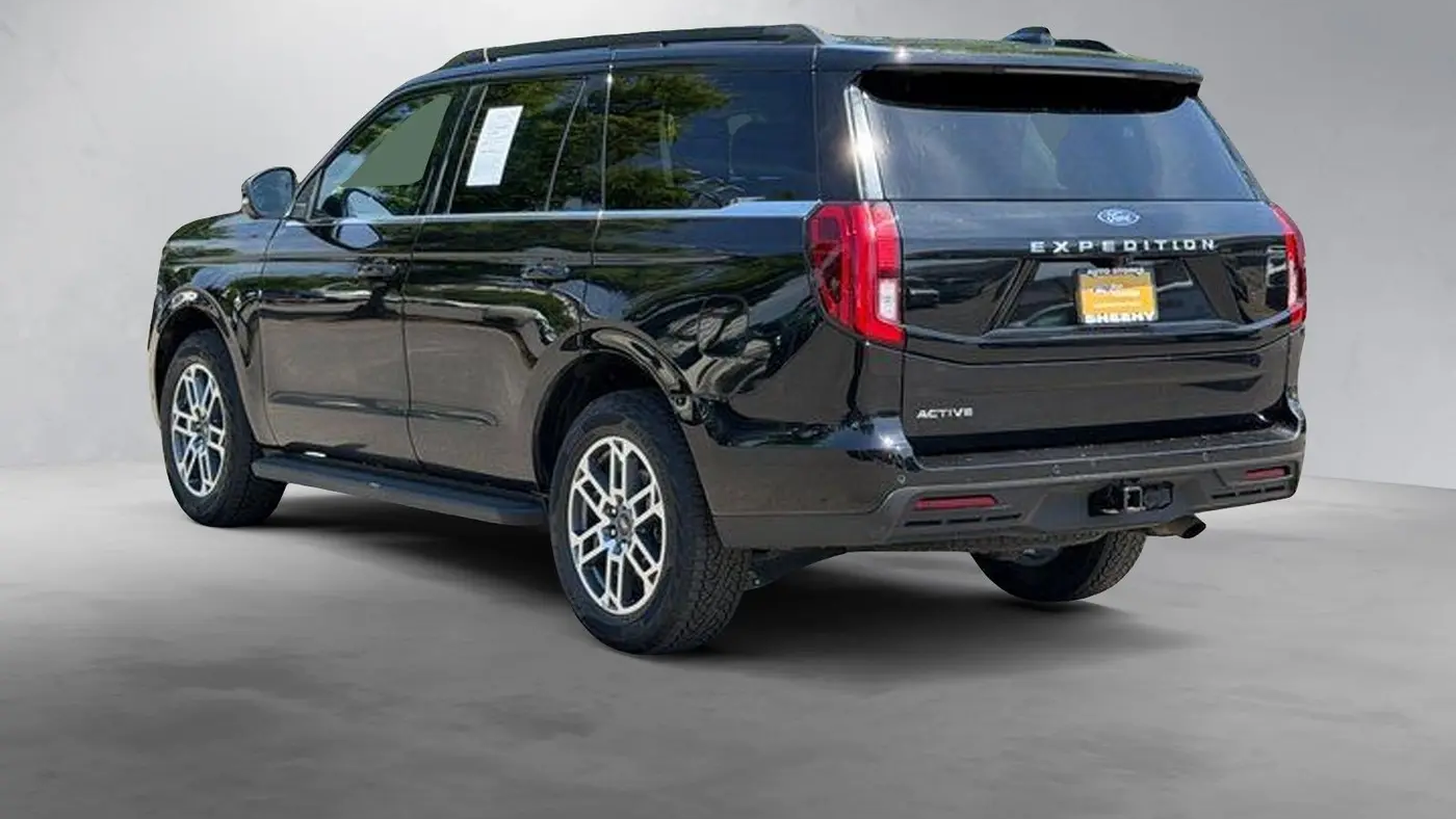2025 Ford Expedition Active