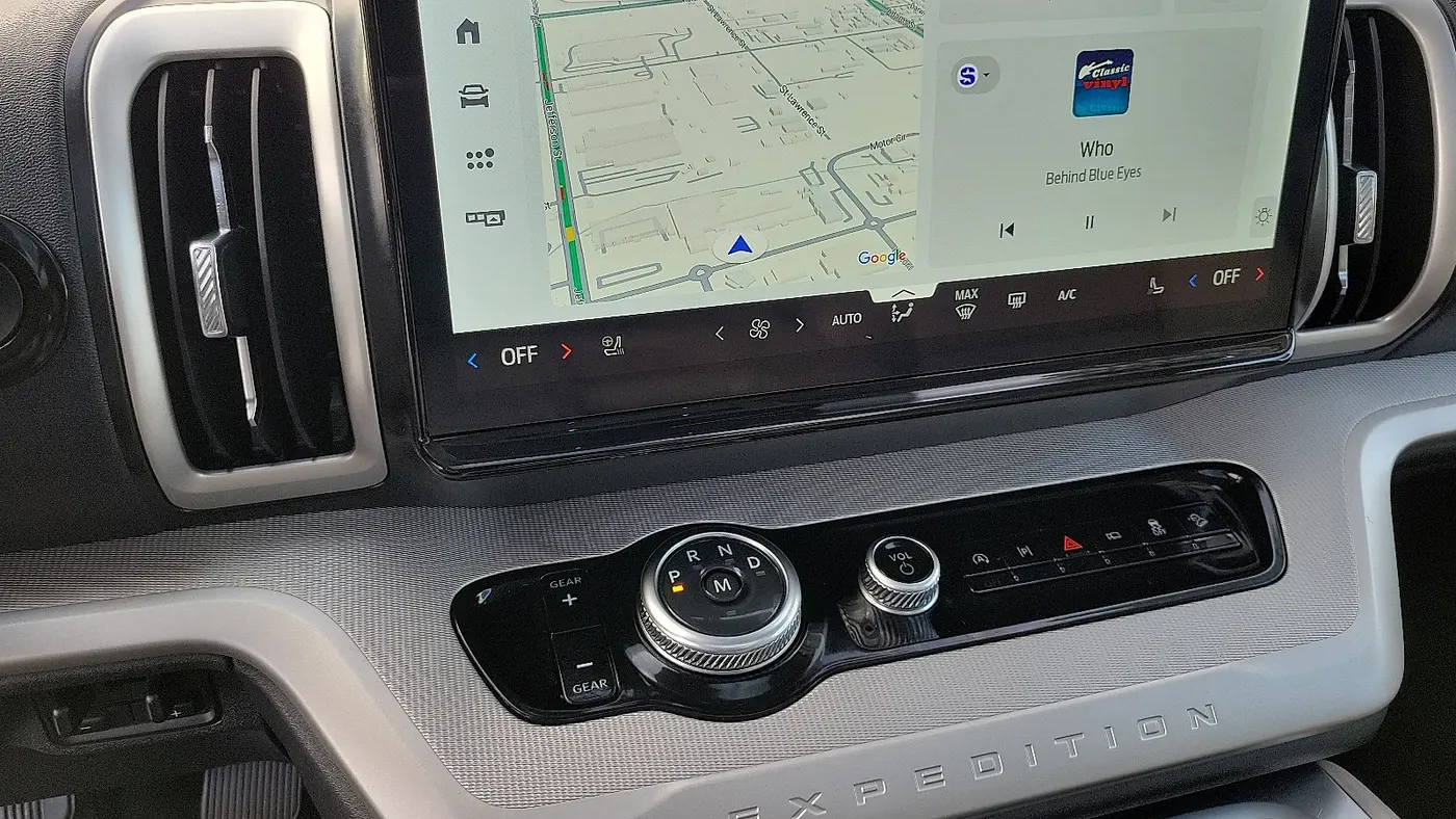 2025 Ford Expedition Active