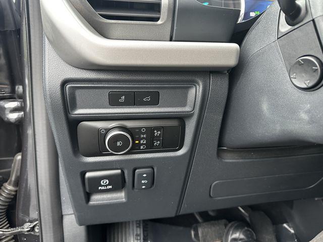 2023 Ford Expedition - $48,200
