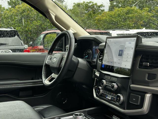 2023 Ford Expedition - $48,200
