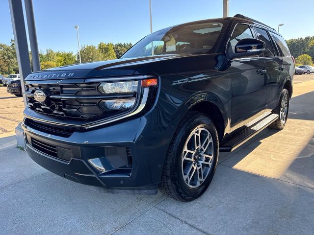 2025 Ford Expedition - $62,700