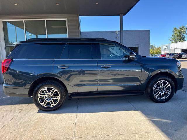 2025 Ford Expedition - $62,700