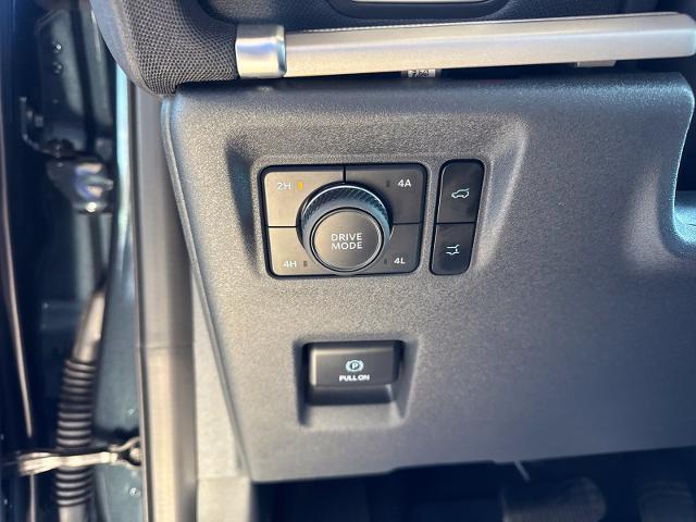 2025 Ford Expedition - $62,700