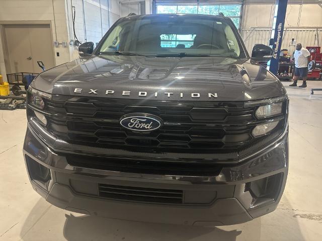 2025 Ford Expedition Active — photo 1 of 24