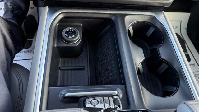 2025 Ford Expedition - $57,495