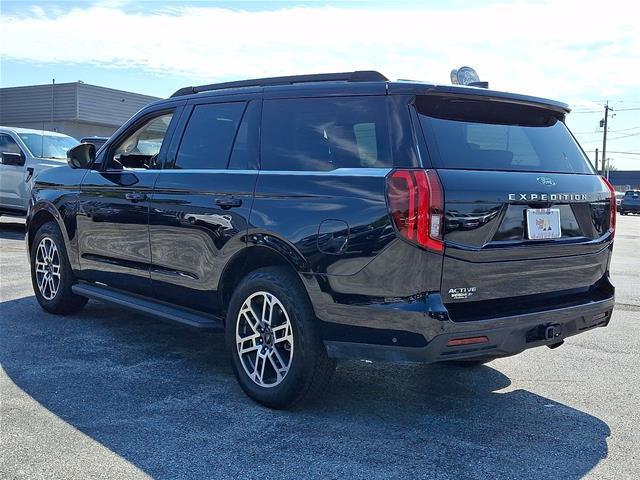 2025 Ford Expedition - $54,900