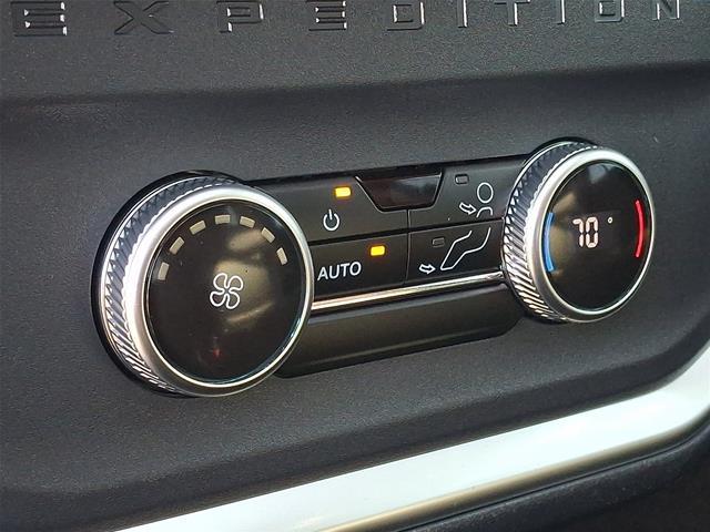 2025 Ford Expedition - $54,900