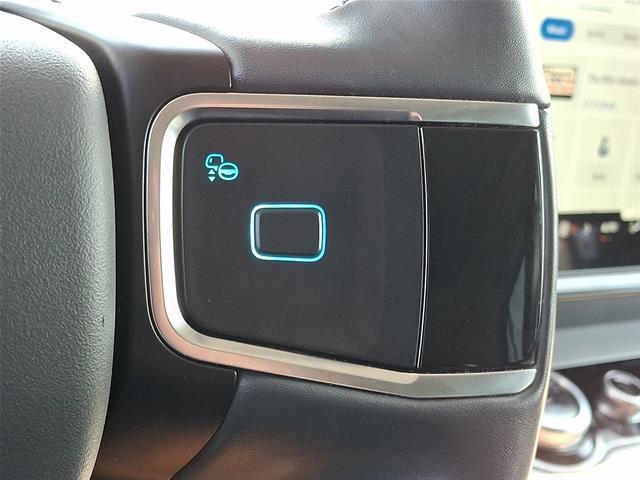 2025 Ford Expedition - $54,900