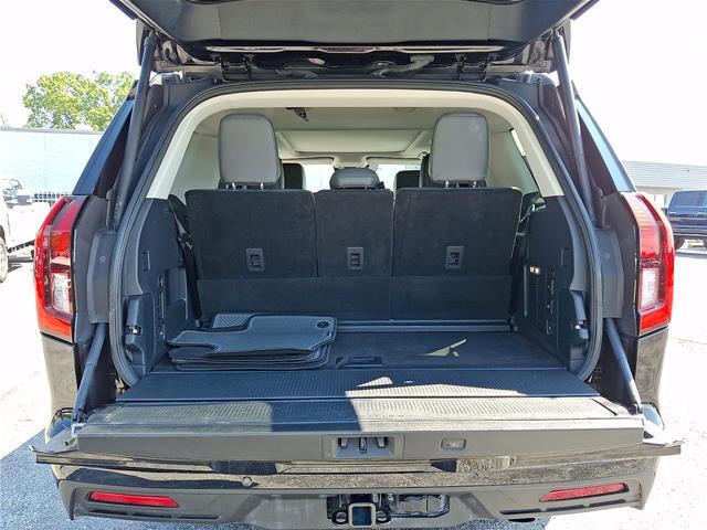2025 Ford Expedition - $54,900