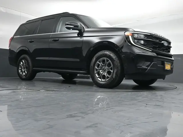 2026 Ford Expedition - $60,295