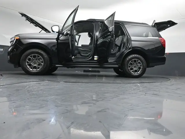 2026 Ford Expedition - $60,295