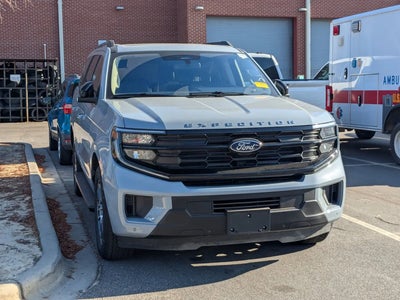 2025 Ford Expedition 4X4 Active 4DR SUV