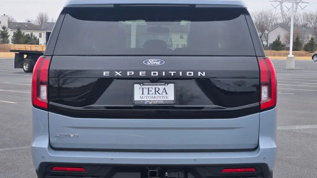 2025 Ford Expedition Active