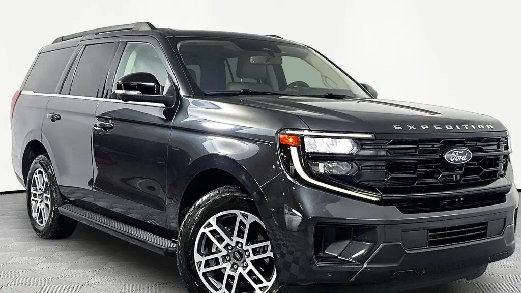 Preowned 2025 Ford Expedition Active for Sale