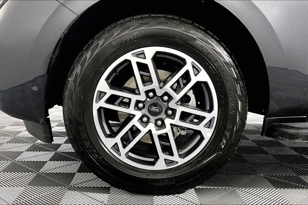 2025 Ford Expedition - $60,941