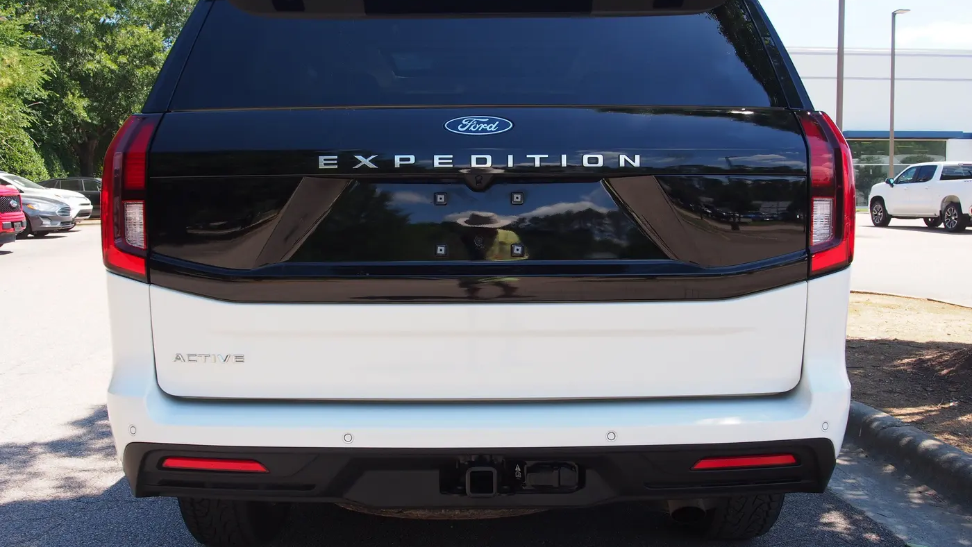 2025 Ford Expedition Active