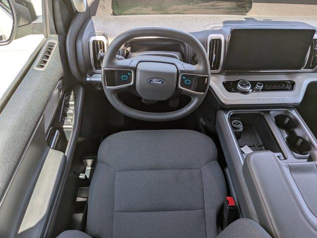 2025 Ford Expedition - $49,999