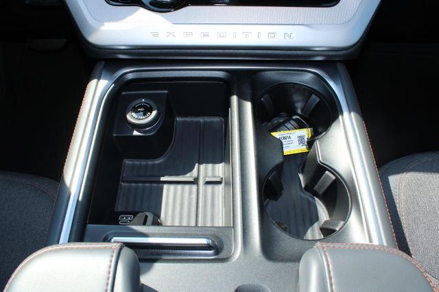 2025 Ford Expedition - $55,900