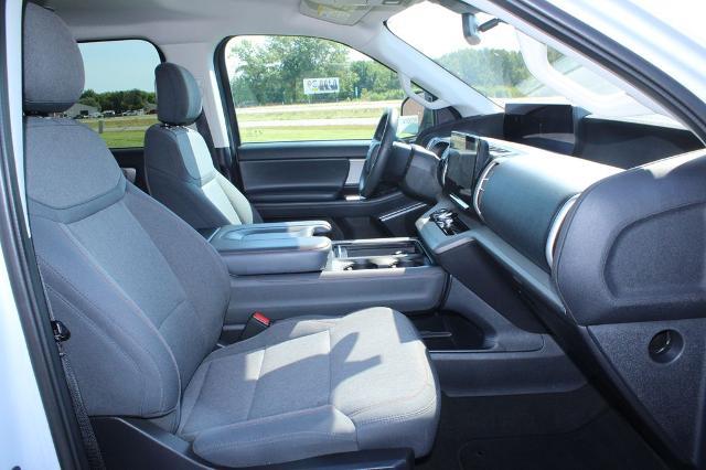 2025 Ford Expedition - $55,900