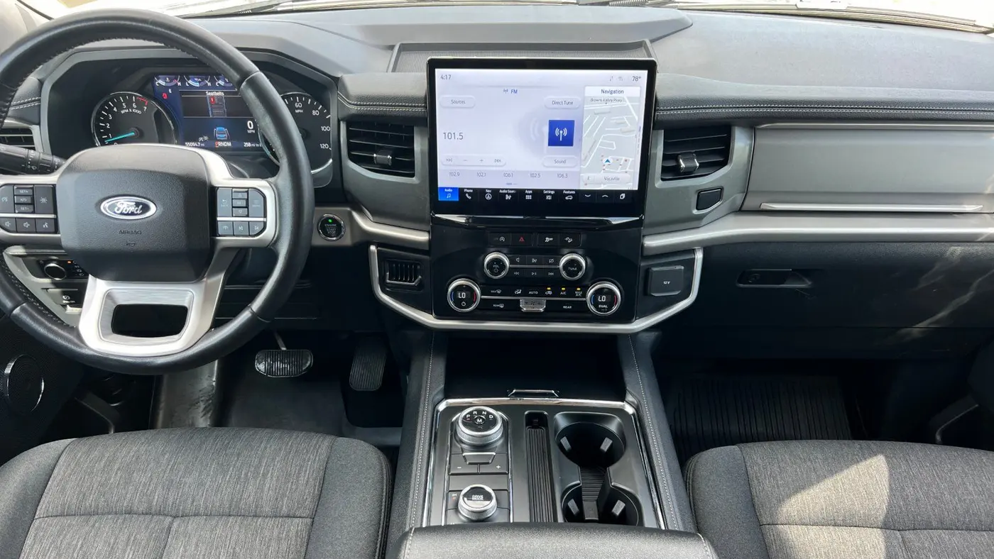 2024 Ford Expedition XLT