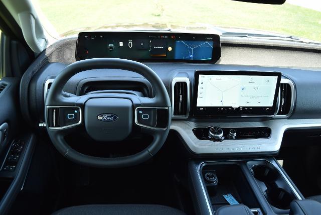 2025 Ford Expedition - $53,990