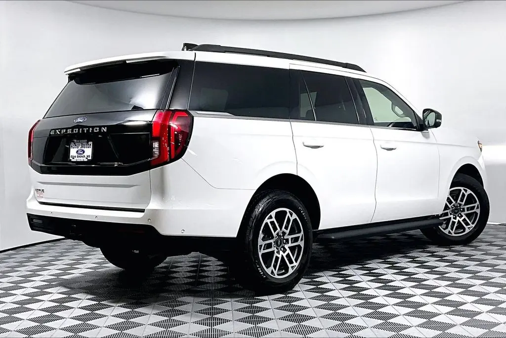 2025 Ford Expedition - $59,941