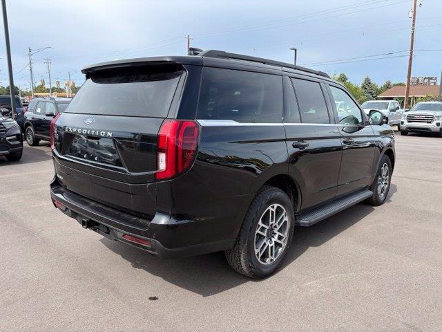 2025 Ford Expedition - $54,997