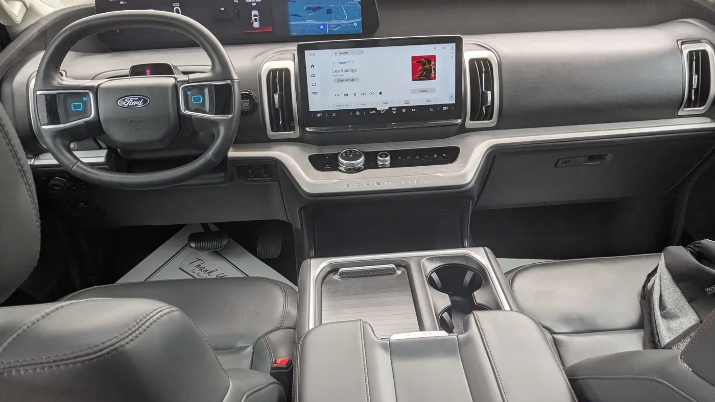 2025 Ford Expedition Active