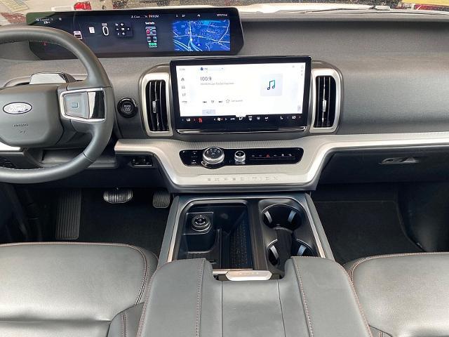 2025 Ford Expedition - $54,205