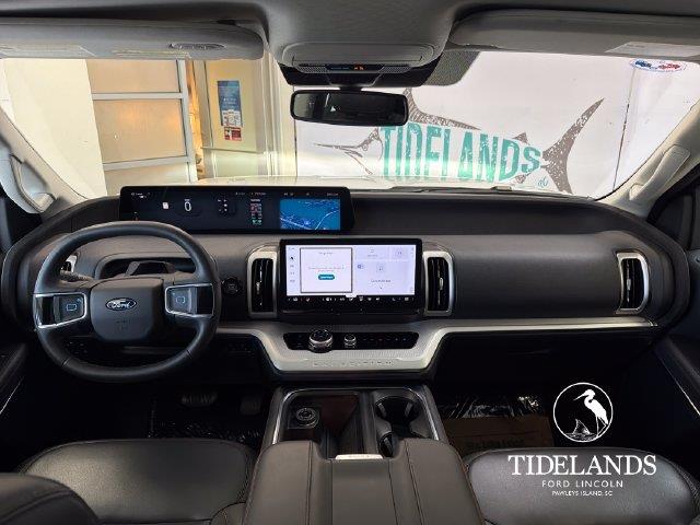2025 Ford Expedition - $58,400