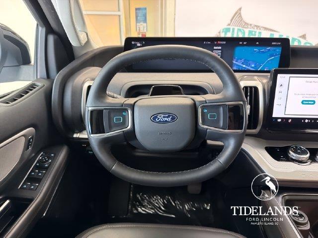 2025 Ford Expedition - $58,400