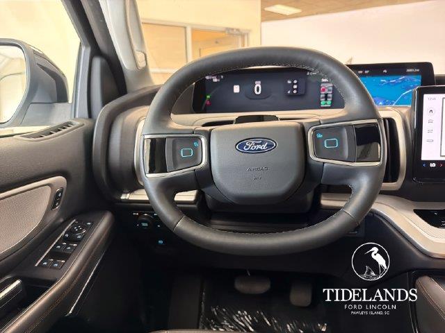 2025 Ford Expedition - $58,400