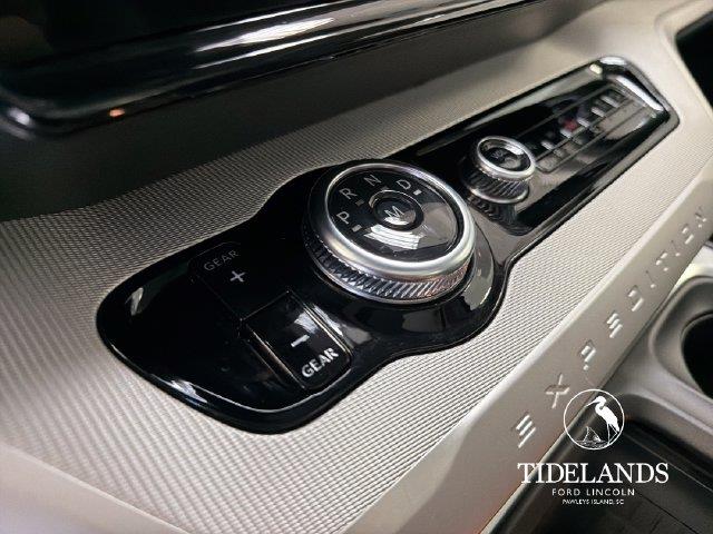 2025 Ford Expedition - $58,400