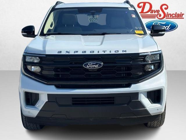 2025 Ford Expedition Active — photo 1 of 12