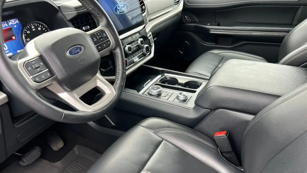 2024 Ford Expedition XLT