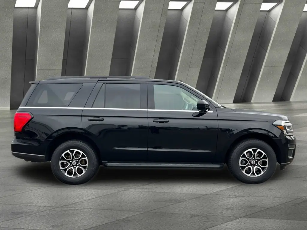 2024 Ford Expedition - $39,740