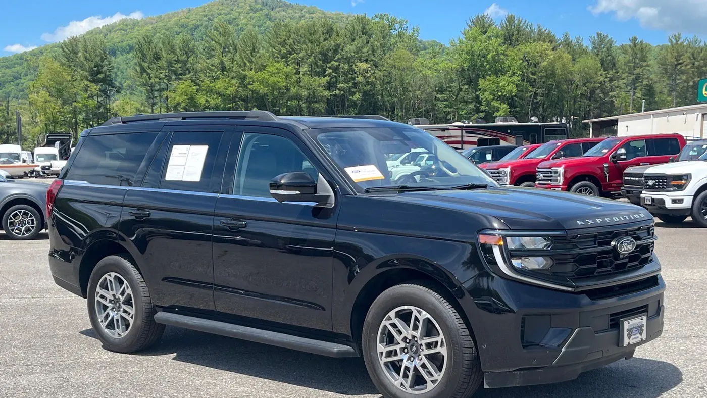 Preowned 2025 Ford Expedition Active for Sale