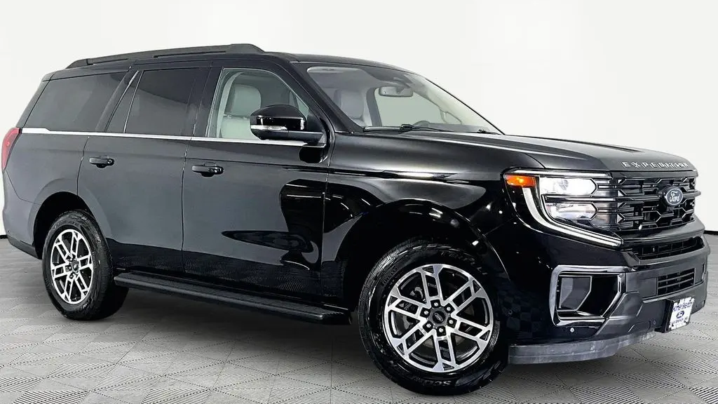 Preowned 2025 Ford Expedition Active for Sale