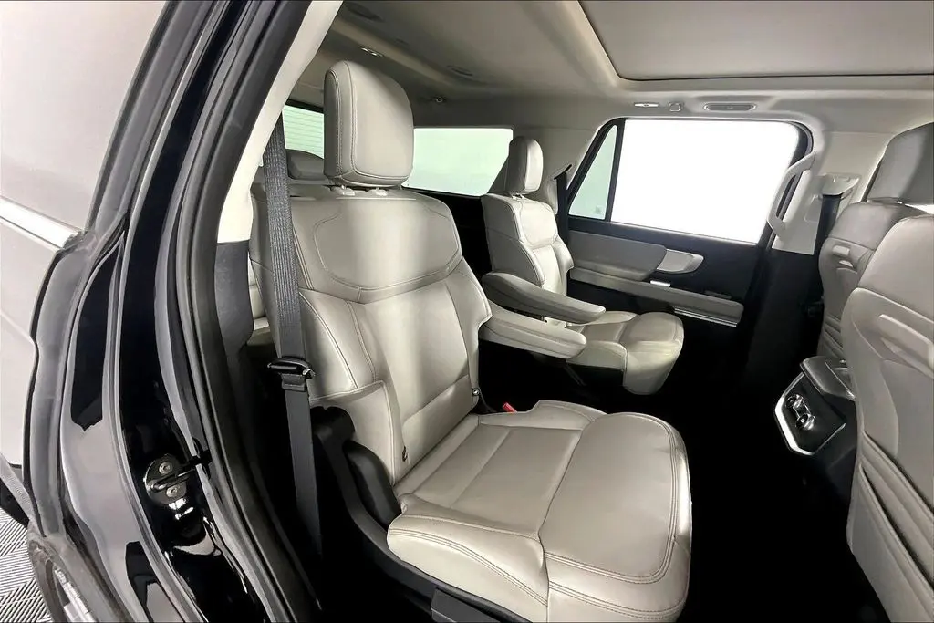 2025 Ford Expedition - $59,941