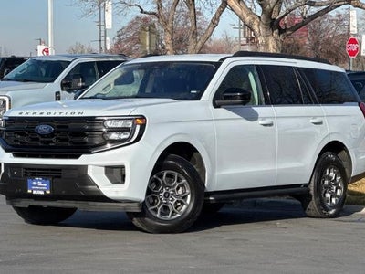 2025 Ford Expedition 4X4 Active 4DR SUV